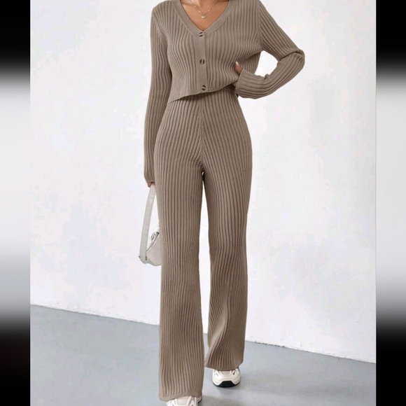 Autumn And Winter 2pcs/Set Women V-Neck Button Decor Contrast Color - Picture 4 of 4